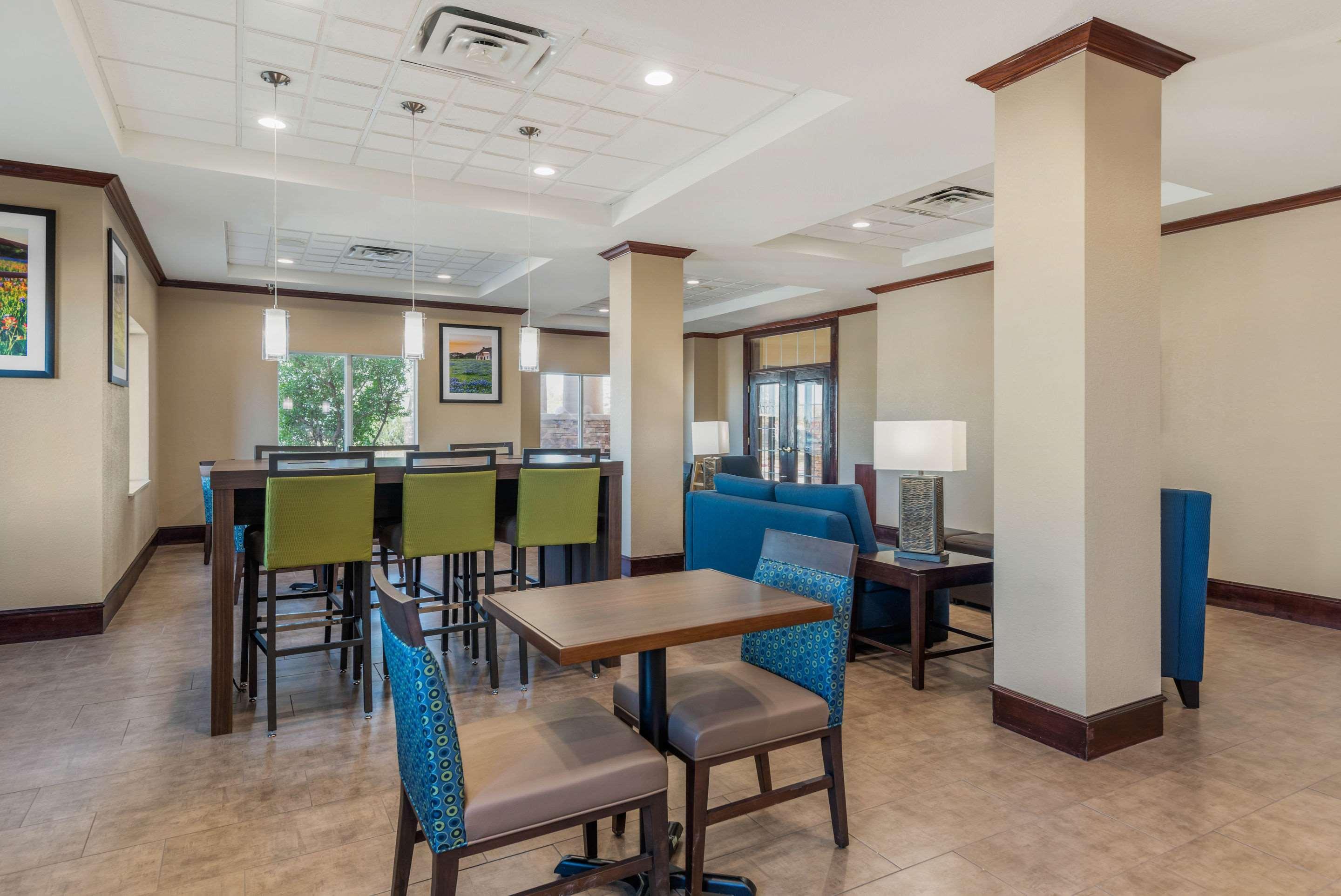 Comfort Inn & Suites Big Spring Ngoại thất bức ảnh