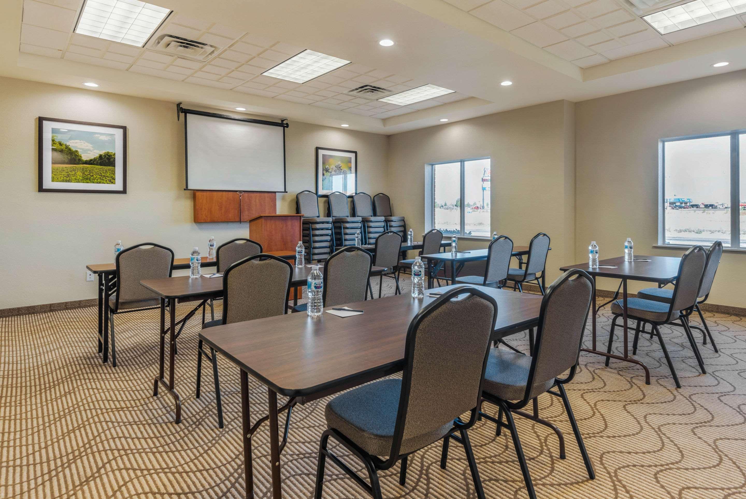 Comfort Inn & Suites Big Spring Ngoại thất bức ảnh
