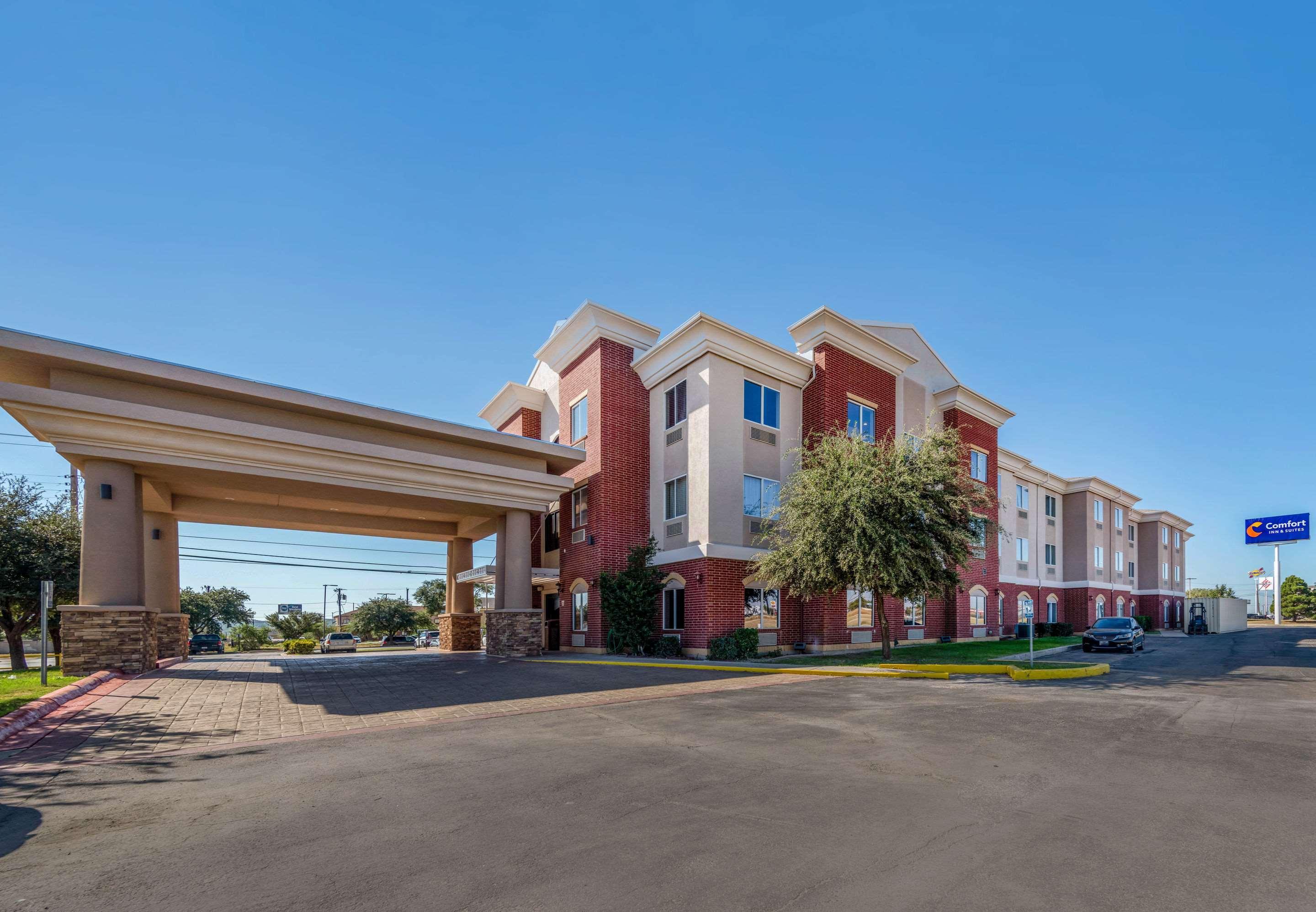 Comfort Inn & Suites Big Spring Ngoại thất bức ảnh