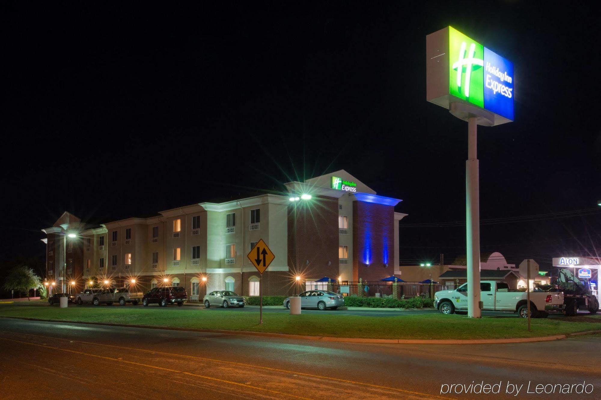 Comfort Inn & Suites Big Spring Ngoại thất bức ảnh