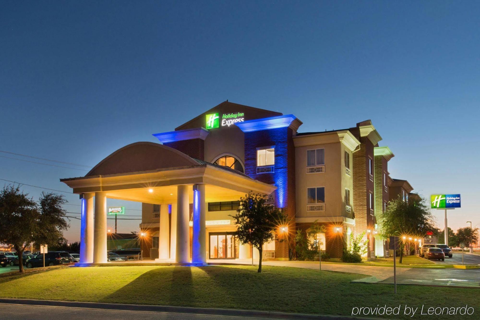 Comfort Inn & Suites Big Spring Ngoại thất bức ảnh